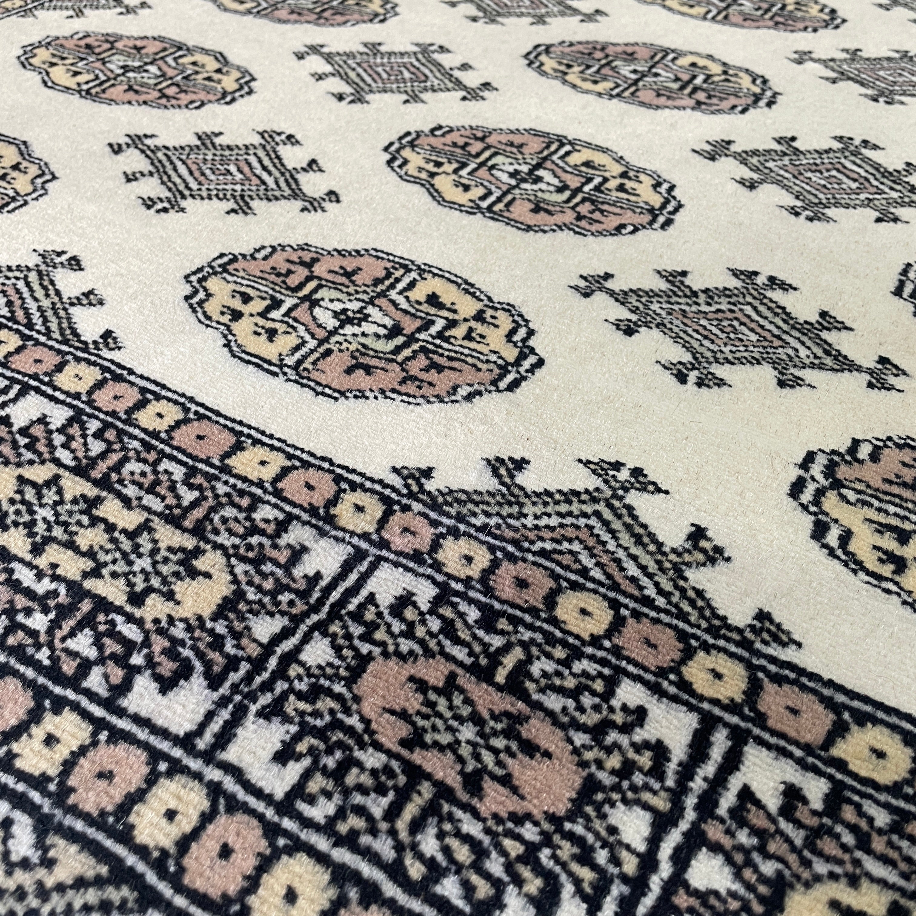 Afghan Bokhara Rug