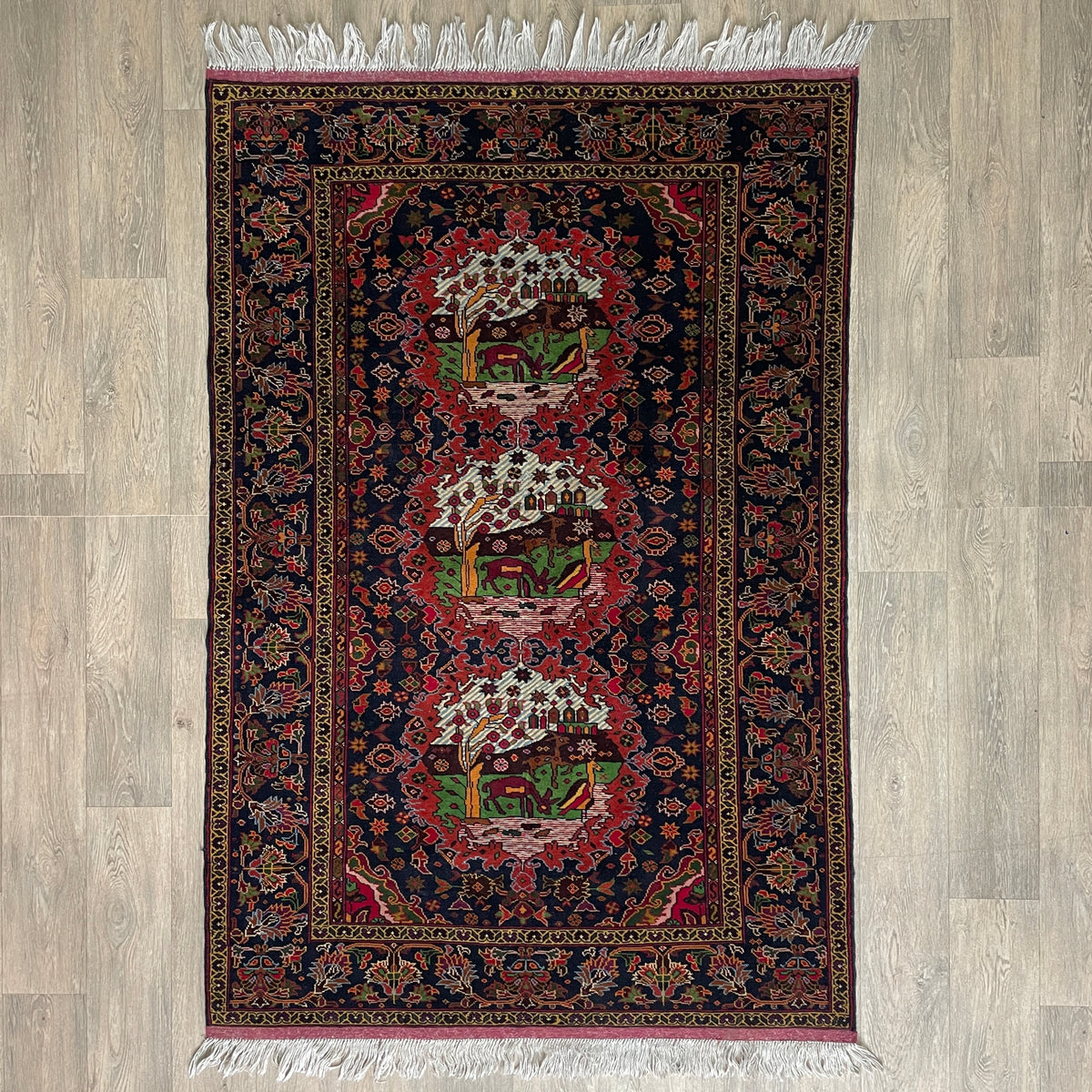Vintage Persian 'Darya' Rug c. 1980