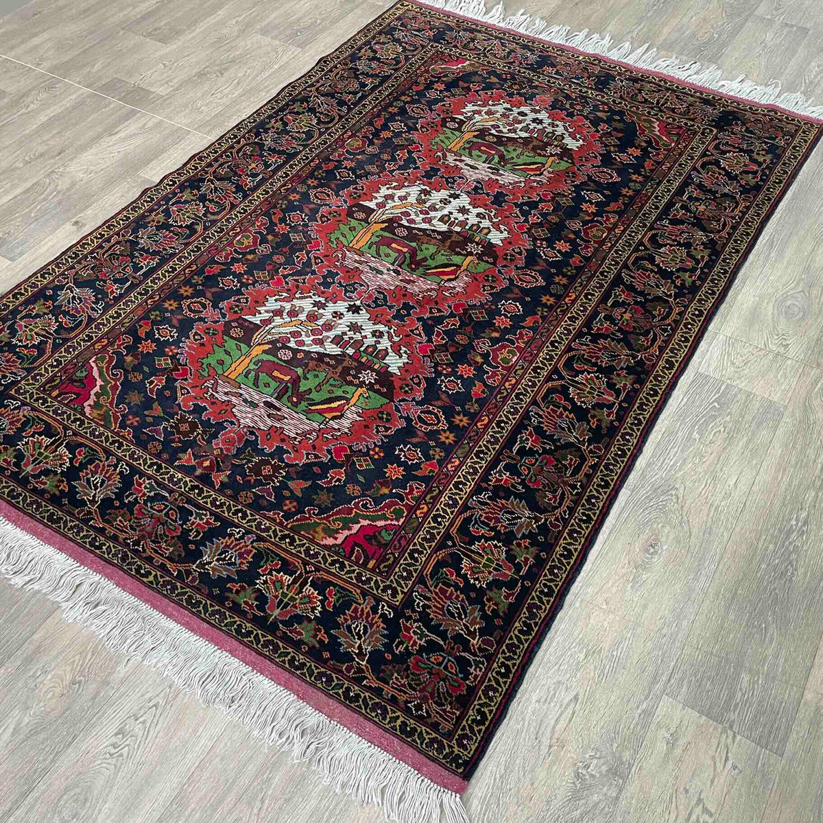 Vintage Persian 'Darya' Rug c. 1980