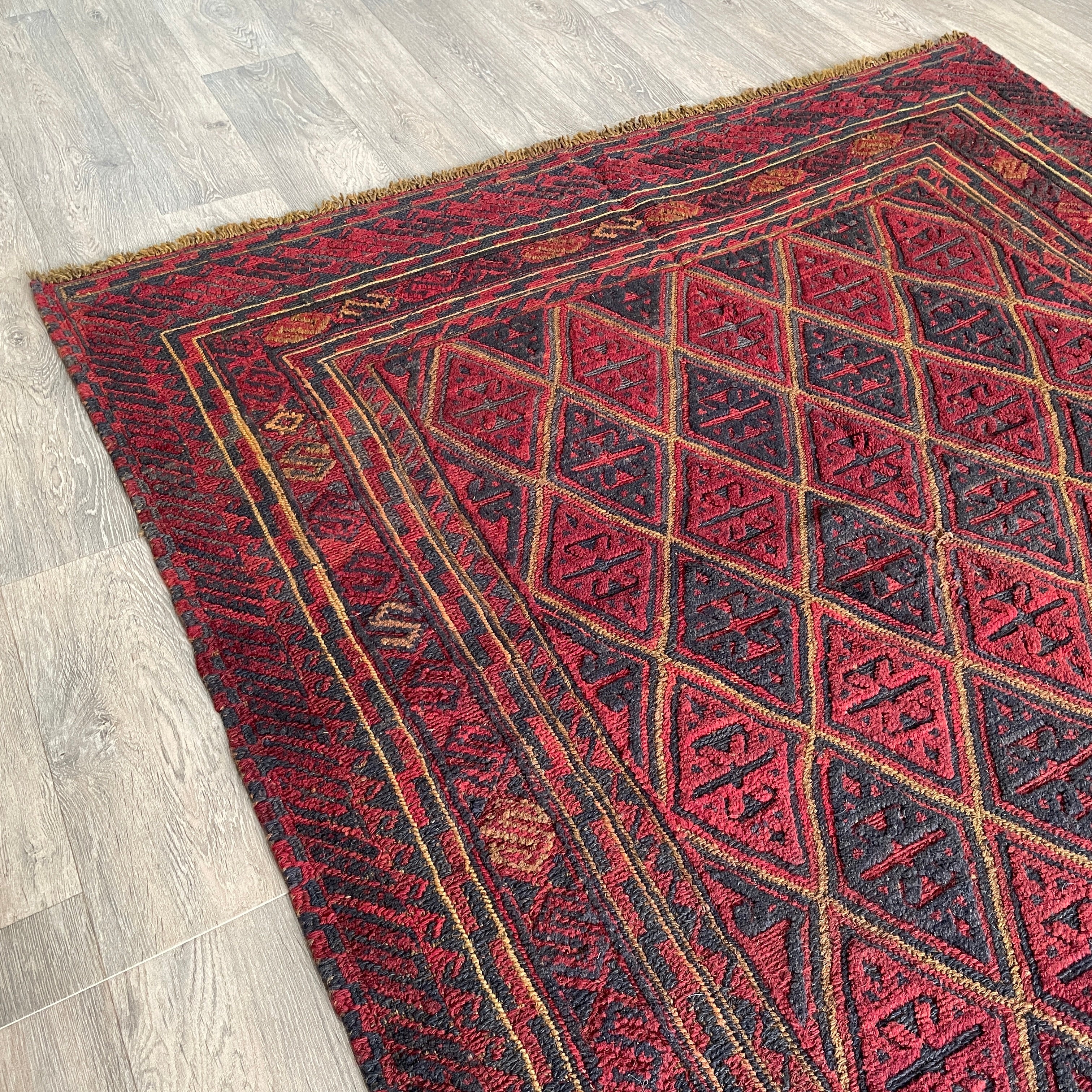 Afghan Mushwani Rug