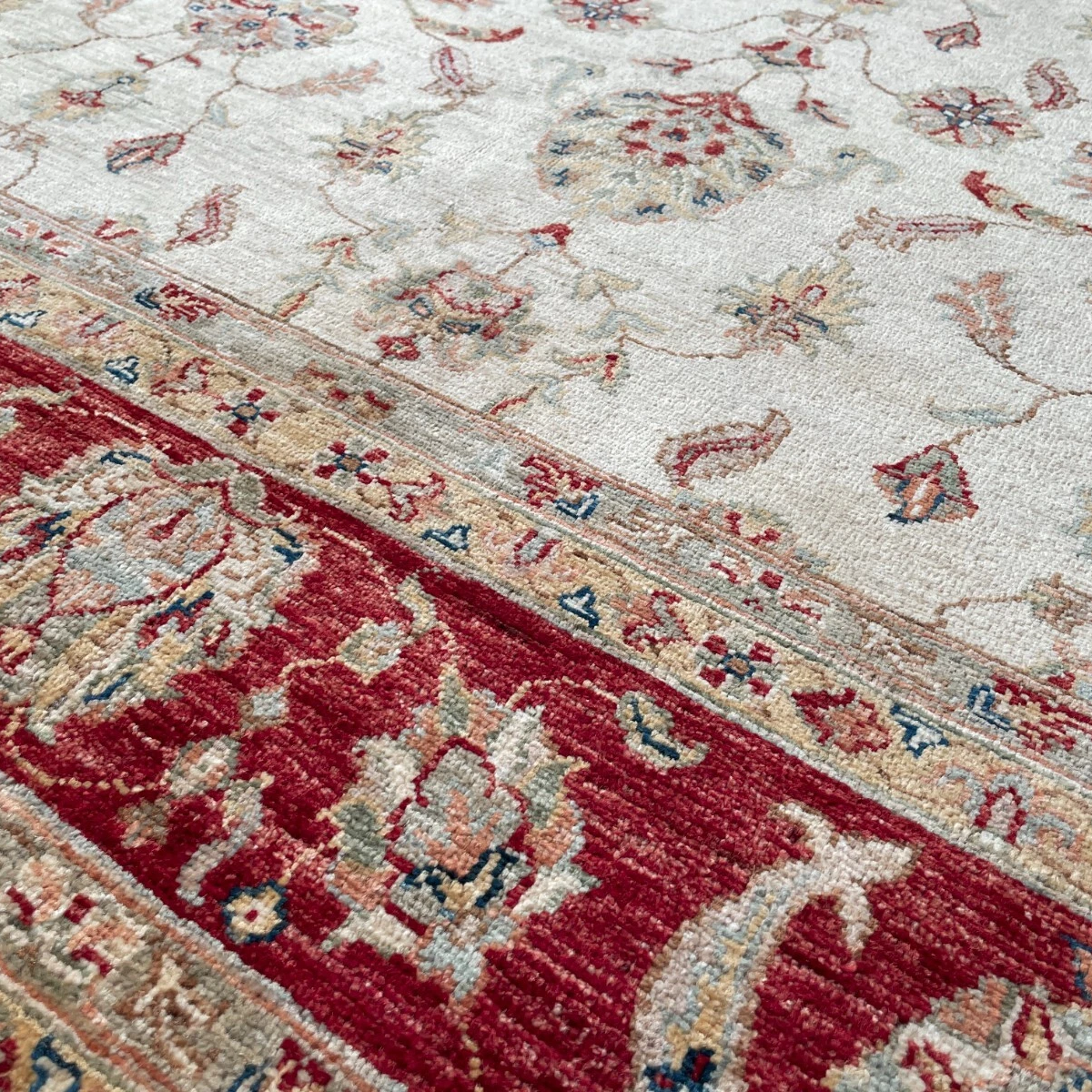 Afghan Sultanabad Rug