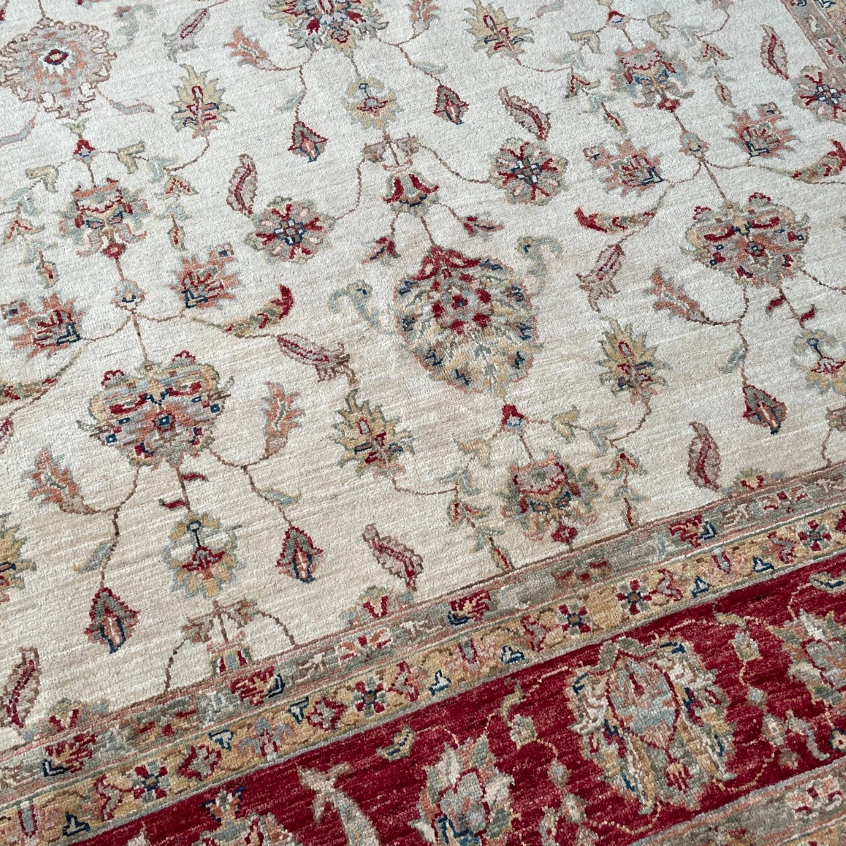 Afghan Sultanabad Rug