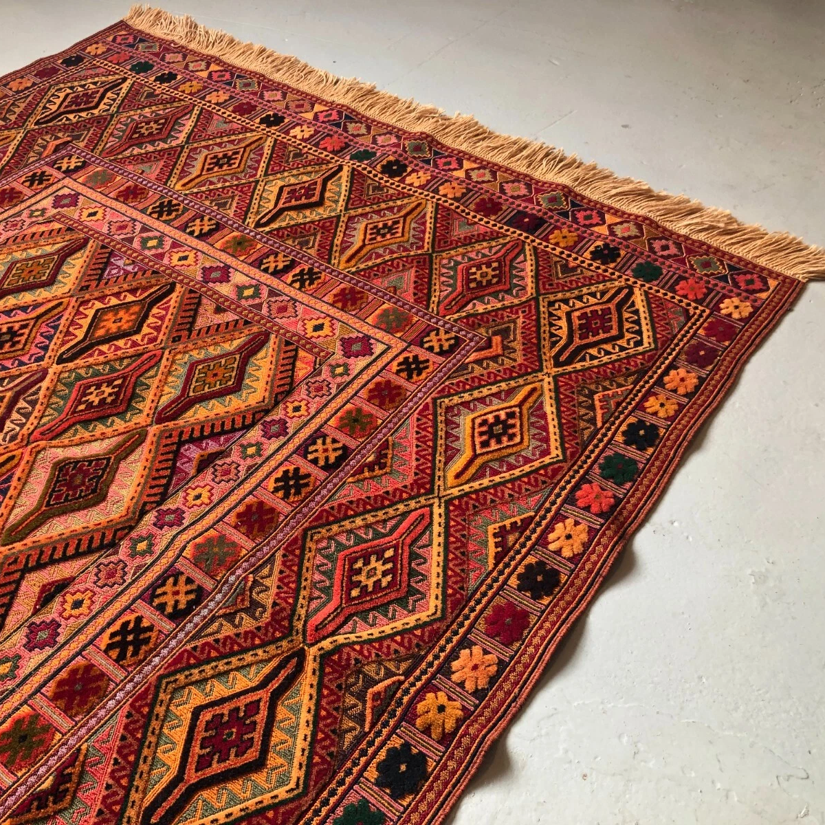 Afghan Fine Mushwani Rug (Belgian Wool)