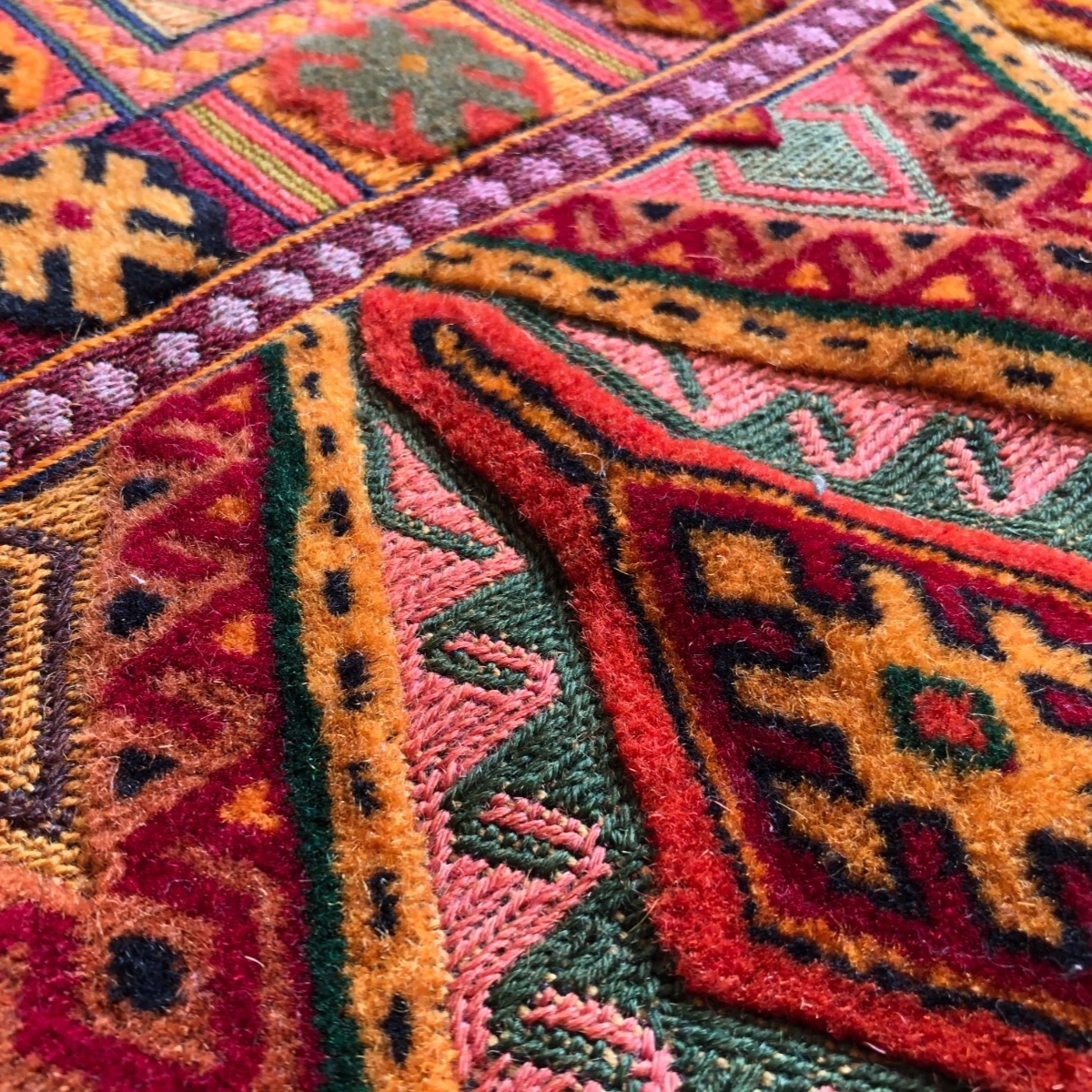 Afghan Fine Mushwani Rug (Belgian Wool)